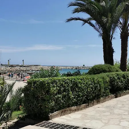 Apartamento Port De Roda De Bara -Roc Sant Gaieta Exterior photo