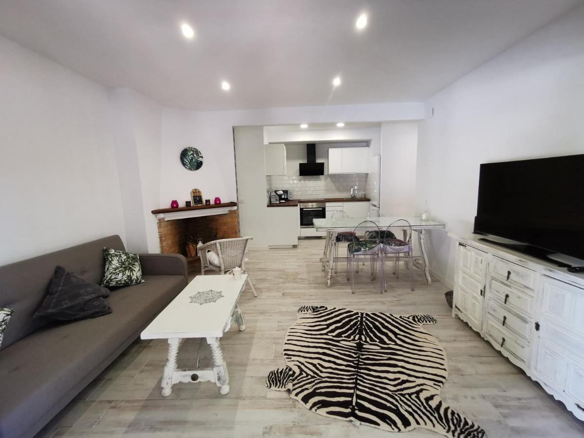 Port De -roc Sant Gaieta Apartment *