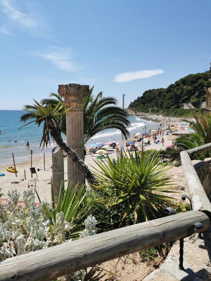 Port De -roc Sant Gaieta *